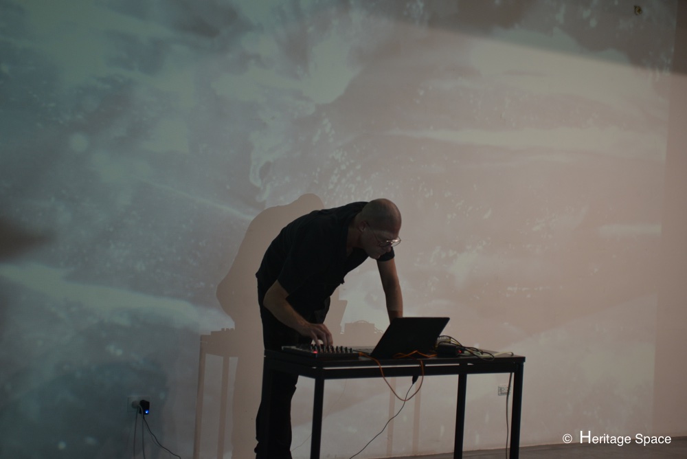 invisiblefragments01..jpg